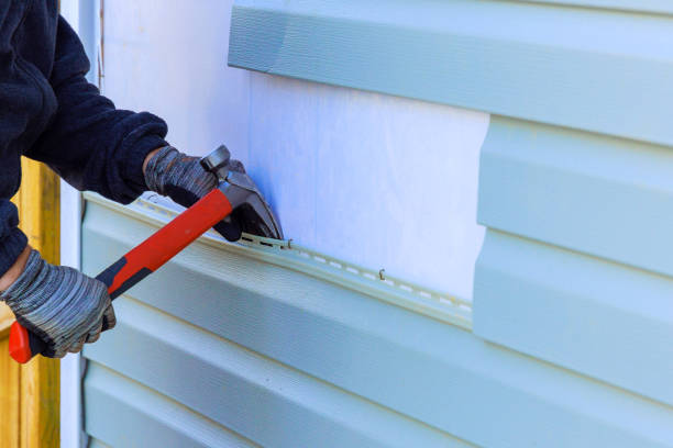 Reliable Siding Repair contractor in Hartford, IL by Creative Siding